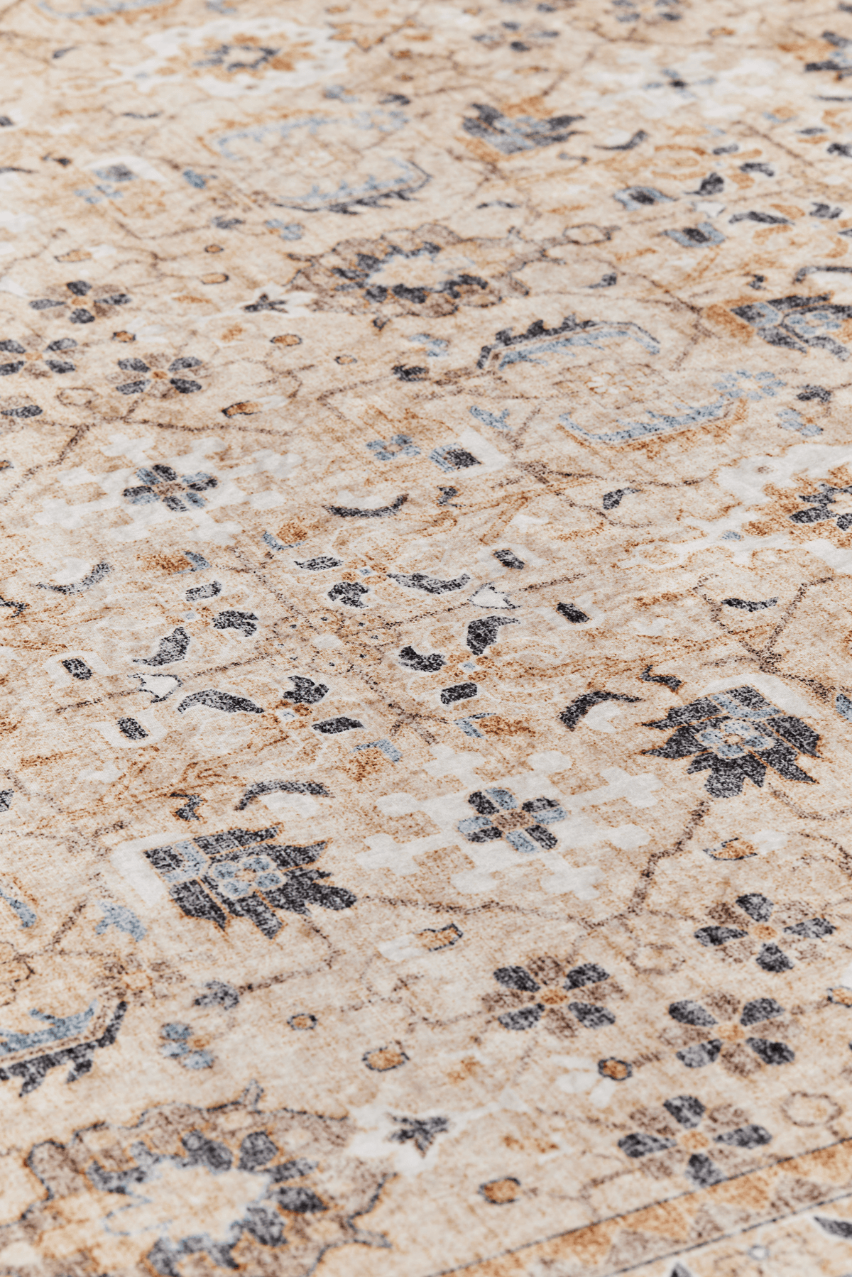 108335-0310_1; 108334-0310_1; 108336-0310_1; Vallila Jalokivi-matto Beige / 200x300 cm 